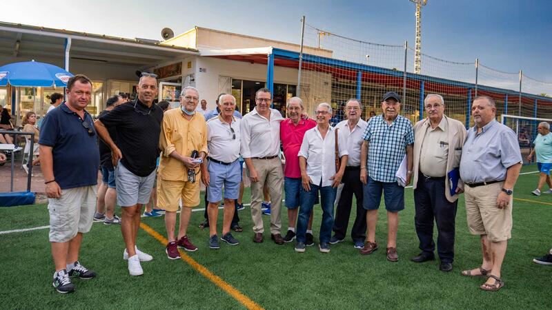 El At. Benidorm se impone al Alicante ECF en el Trofeo Marcos Orts Devesa