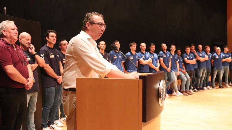 El TM Benidorm es presenta davant la seua afició amb l