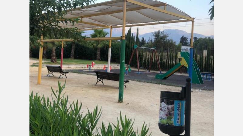 Ciudadanos propone dotar de áreas de sombra los colegios de Benidorm y los juegos infantiles de parques municipales