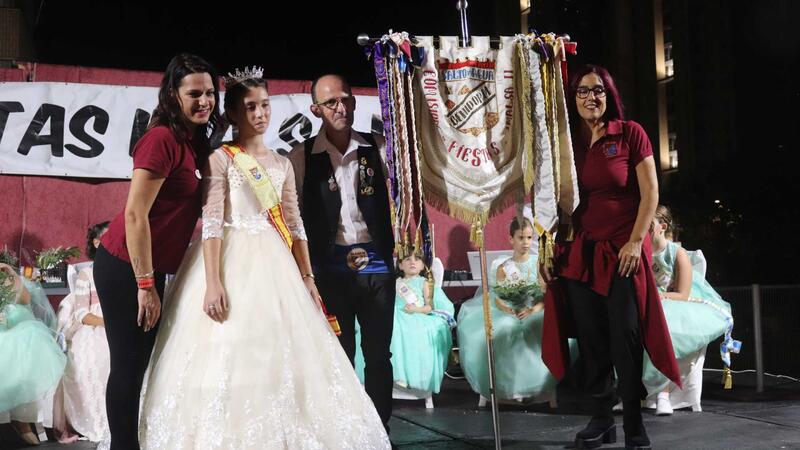 Imalsa II inicia les seues festes amb la coronació de la seua reina, la xiqueta Valentina Rodríguez