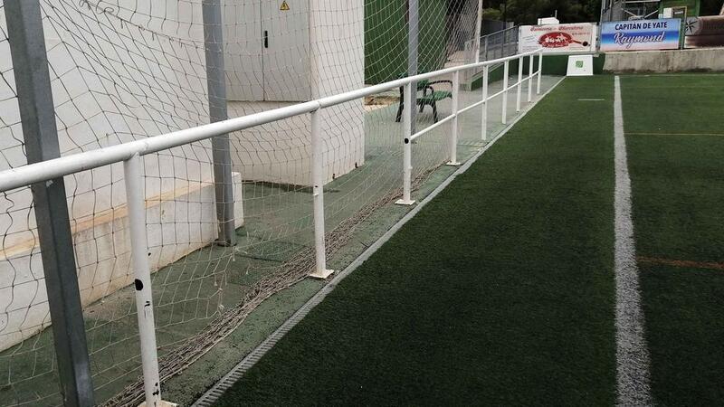 El PSOE reclama incrementar los elementos de seguridad de los campos de fútbol municipales