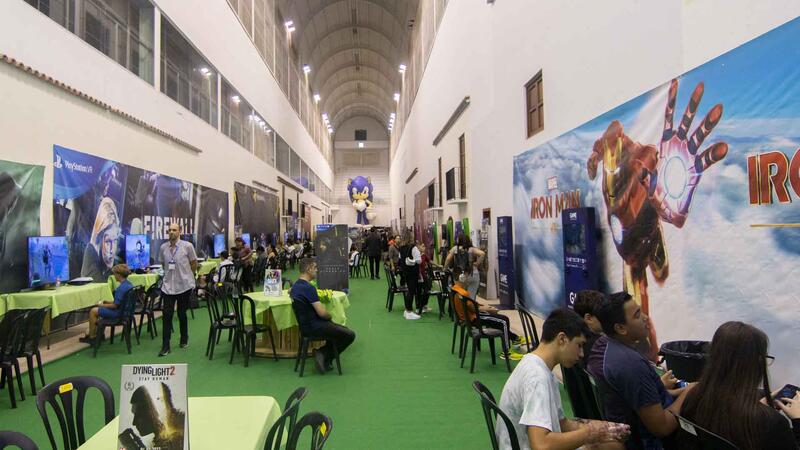 Centenares de jóvenes y ‘gamers’ se citan en el Benidorm Games Event