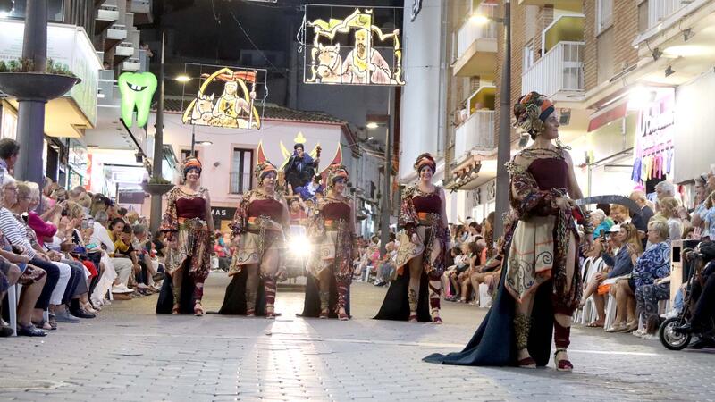 Las tropas cristianas y moras toman Benidorm