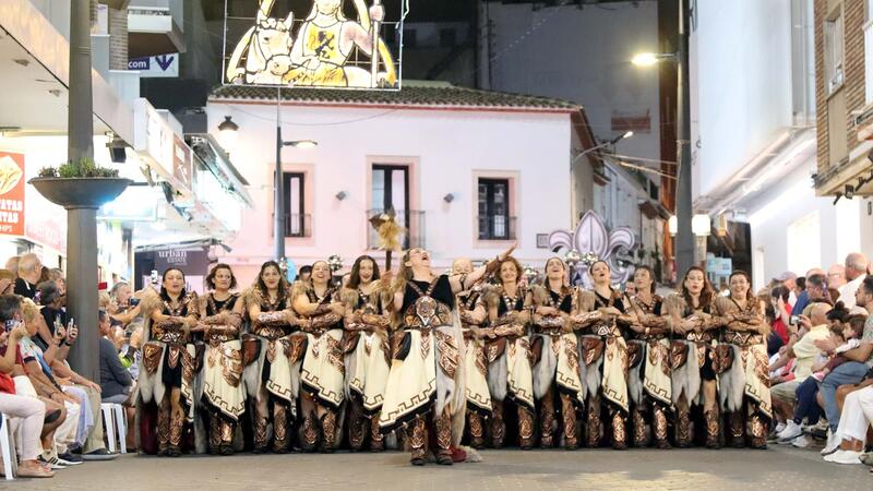 Las tropas cristianas y moras toman Benidorm