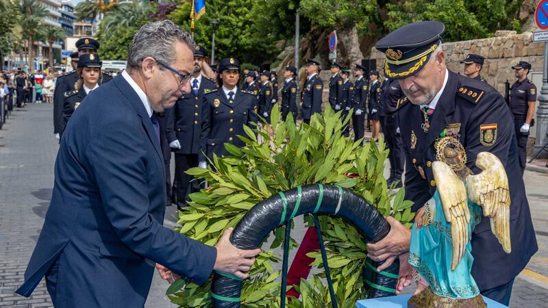 Benidorm celebra el Día de la Policía Nacional