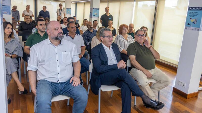 Diva 15 y Mia Social Club se hacen con los primeros premios del Concurso de Cocktails de Benidorm en su primera edición