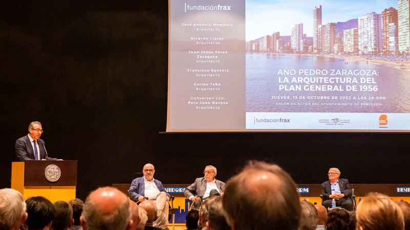 “Benidorm es increíble”: resumen los arquitectos que hicieron la ciudad en los 70