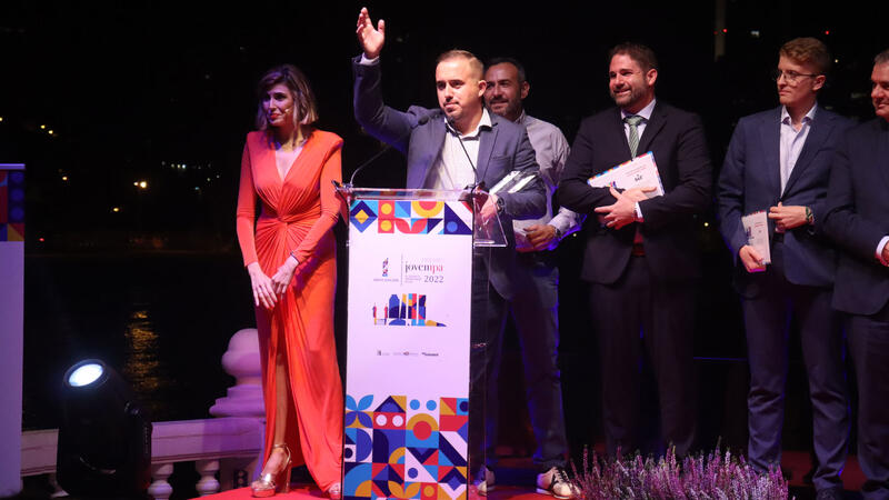 Jovempa entrega en Benidorm el premio al Talento Empresarial 2022 a Damián Simón, de Grupo Lofer 