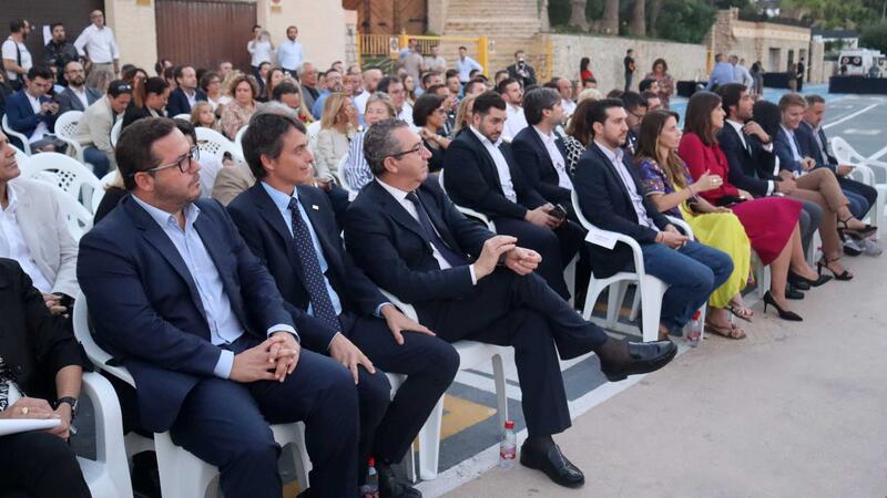 Jovempa entrega en Benidorm el premio al Talento Empresarial 2022 a Damián Simón, de Grupo Lofer 