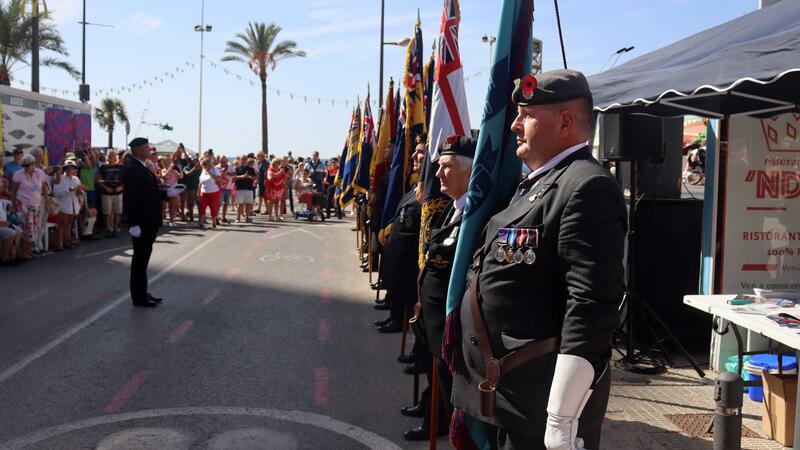 Benidorm conmemora otro año más el ‘Poppy Appeal’ con un desfile de la Royal British Legion