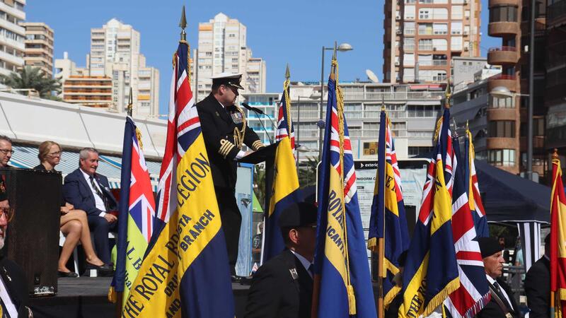 Benidorm conmemora otro año más el ‘Poppy Appeal’ con un desfile de la Royal British Legion