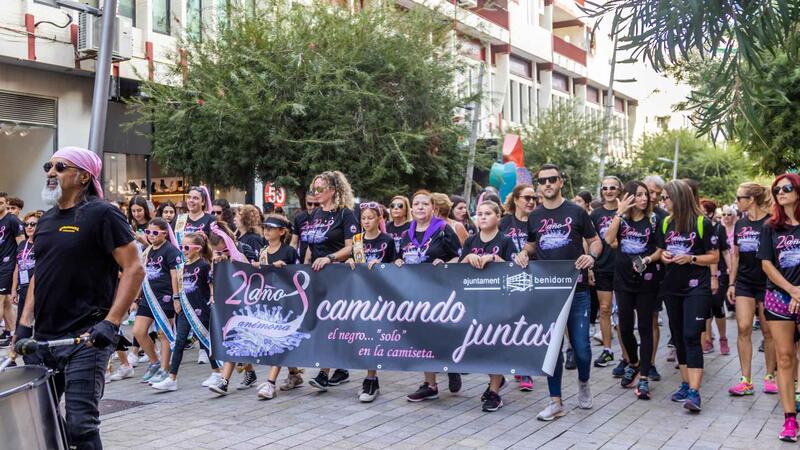 Anémona solidarity march brings together more than 6,000 people in Benidorm