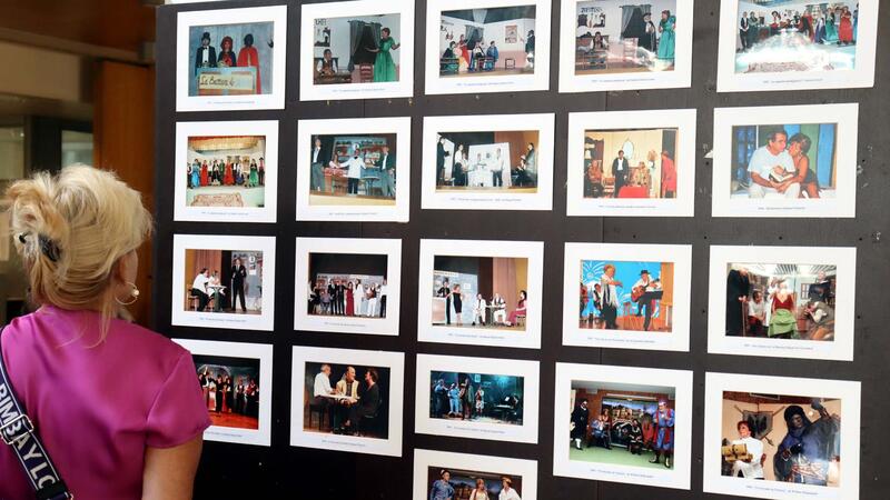 A photographic exhibition reviews 30 years of 