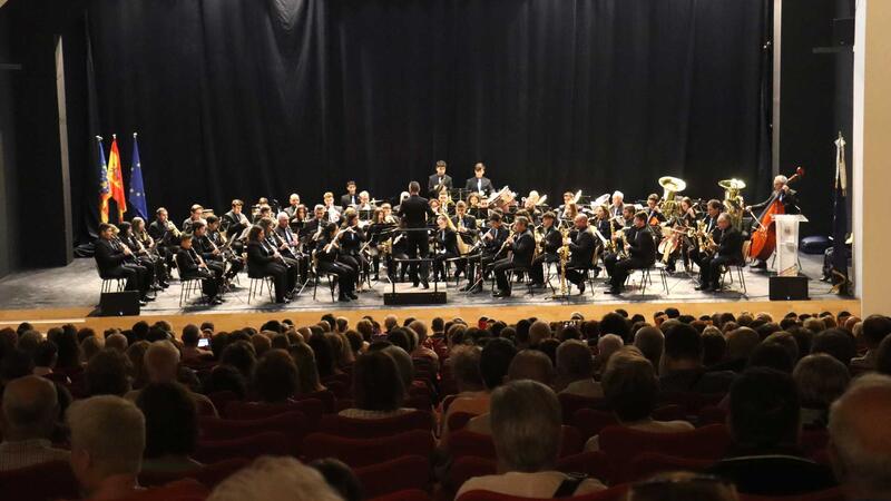 La Societat Musical la Nova homenatja la música festera amb el concert de les Festes Majors Patronals en el Centre Cultural