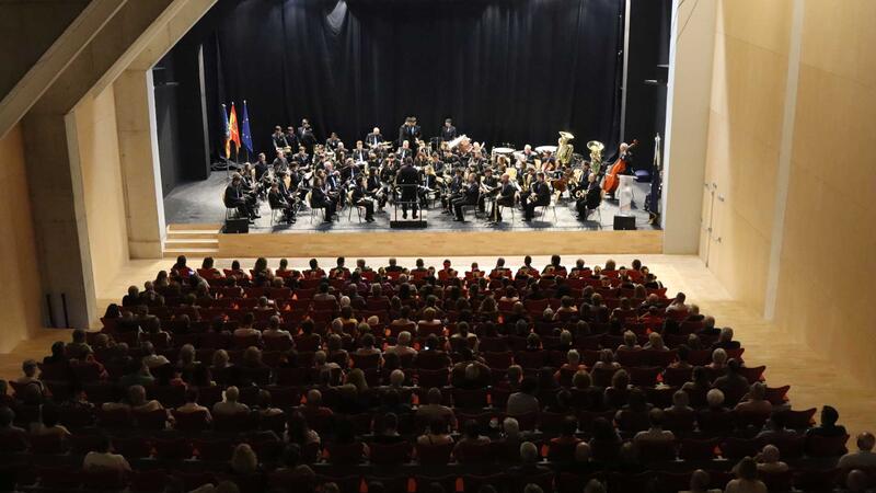 La Societat Musical la Nova homenatja la música festera amb el concert de les Festes Majors Patronals en el Centre Cultural