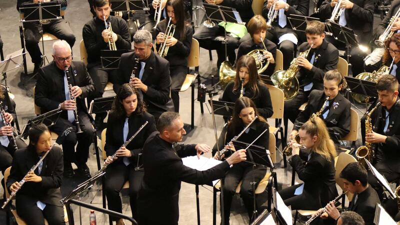 La Societat Musical la Nova homenatja la música festera amb el concert de les Festes Majors Patronals en el Centre Cultural