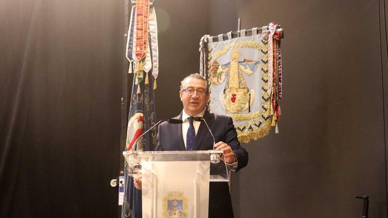 La Comissió presenta el Llibre de les Festes Majors Patronals estrenando el centro cultural 