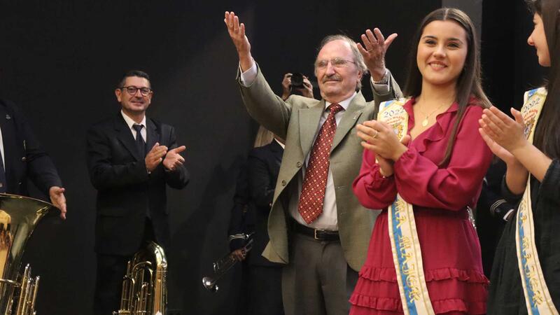 La Comissió presenta el Llibre de les Festes Majors Patronals estrenando el centro cultural 