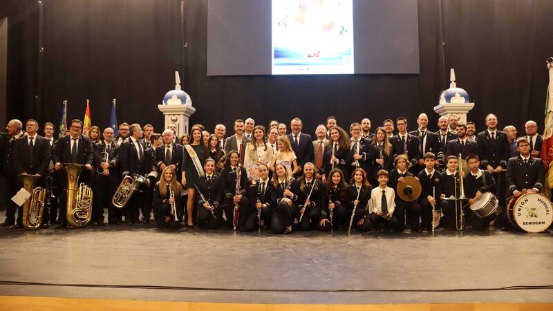 La Comissió presenta el Llibre de les Festes Majors Patronals estrenando el centro cultural 