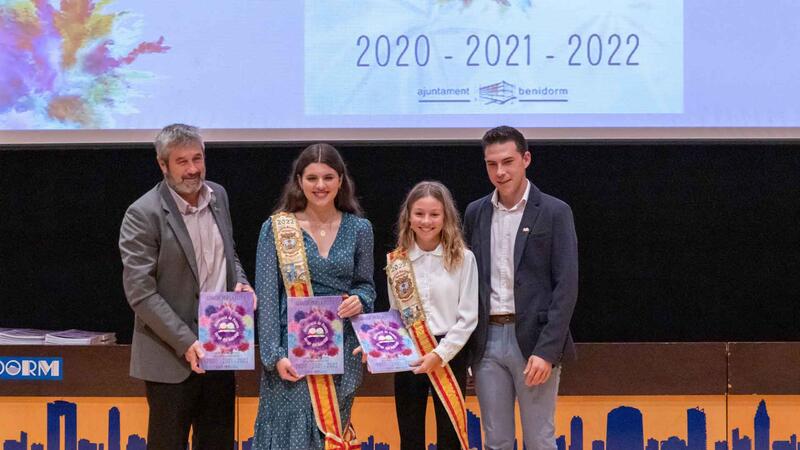 Un llibre per a conéixer millor les festes de Benidorm