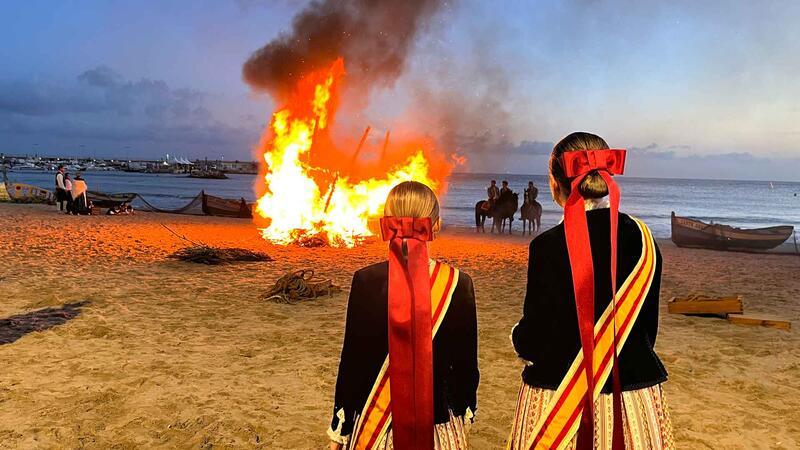 La Mare de Déu rises again from the ashes in the performance of the Find