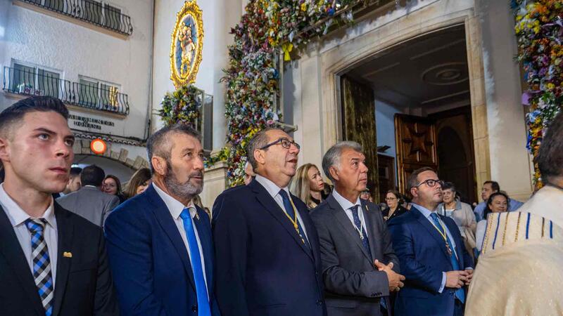 Fervor and devotion to the Mare de Déu del Sofratge in the streets of Benidorm