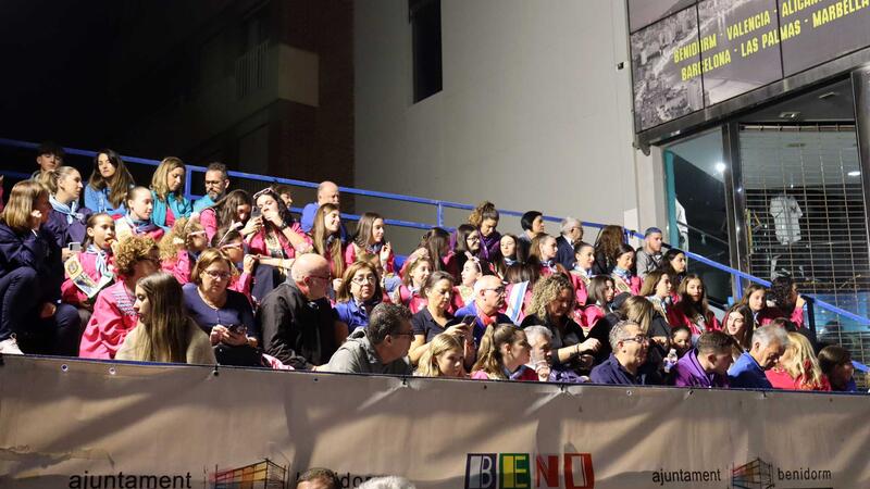 El Desfile del Humor de las peñas protagoniza la tarde del martes en Benidorm