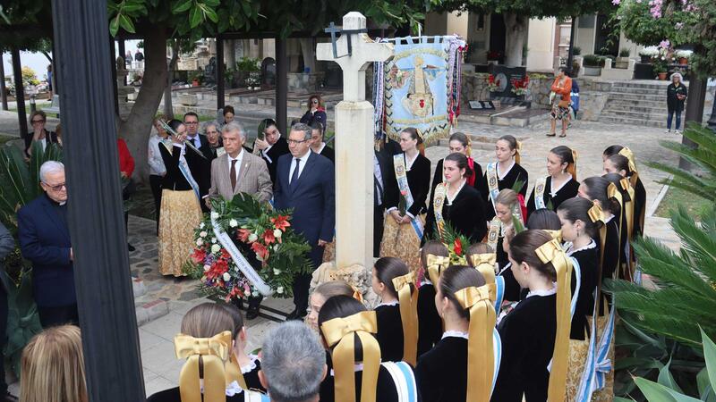 Les Festes Majors Patronals de Benidorm rinden tributo a los difuntos