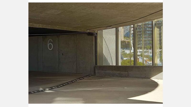 Parking Público. Interior