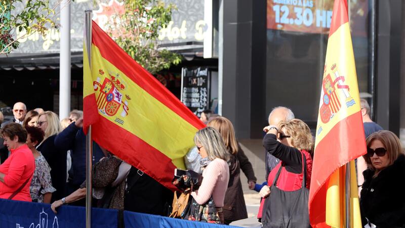 Benidorm recognizes on Constitution Day "the generosity" and "courage" of César Vicedo during the 