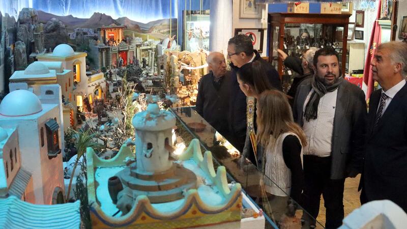 The traditional ACR La Barqueta nativity scene, with more than 300 pieces, can now be visited