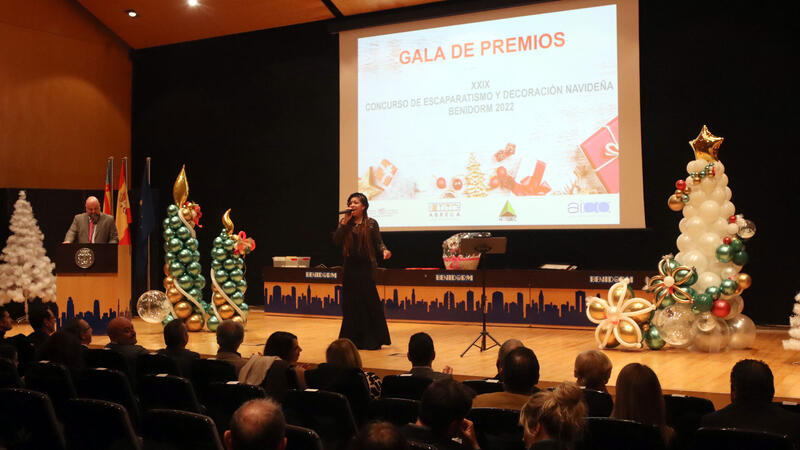 Taima Artesanía, hotel Don Pancho y Mia Social Club, ganadores del Concurso Escaparatismo Navideño