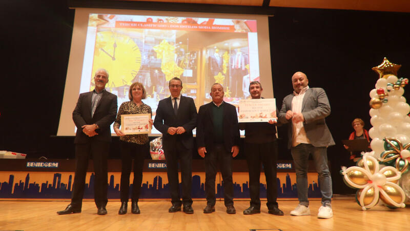 Taima Artesanía, hotel Don Pancho y Mia Social Club, ganadores del Concurso Escaparatismo Navideño