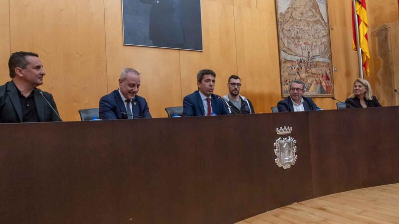 Benidorm rep als "Hispans"