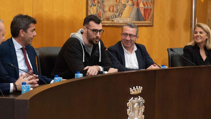 Benidorm rep als "Hispans"