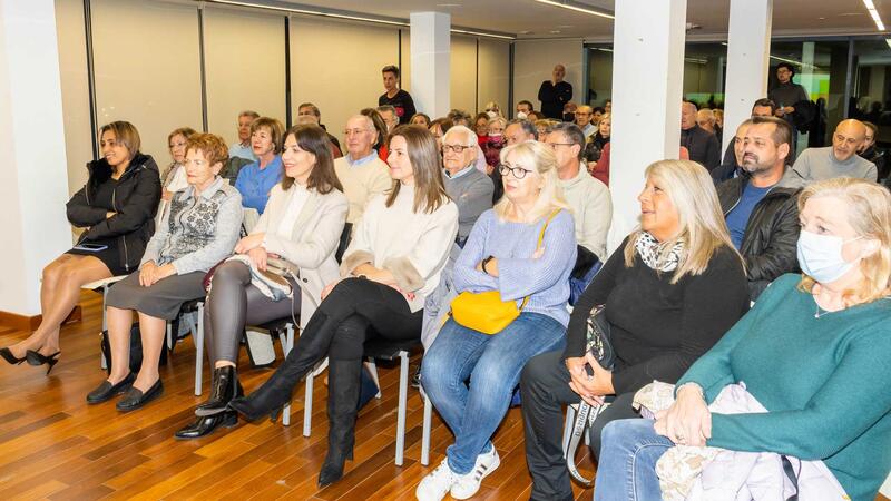 La poesia de Guillermo Cano arriba al Torrejó en la presentació de
