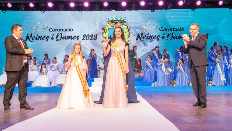 Angélica Morenilla and Daniela Talavera, crowned queens of Benidorm Patron Saint Festivities