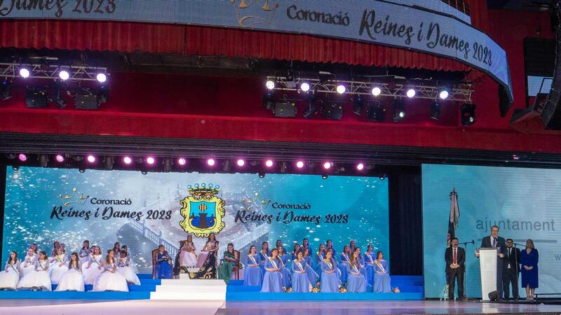 Angélica Morenilla and Daniela Talavera, crowned queens of Benidorm Patron Saint Festivities