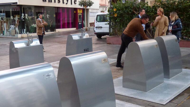 Benidorm installs seven new underground containers for selective collection in l