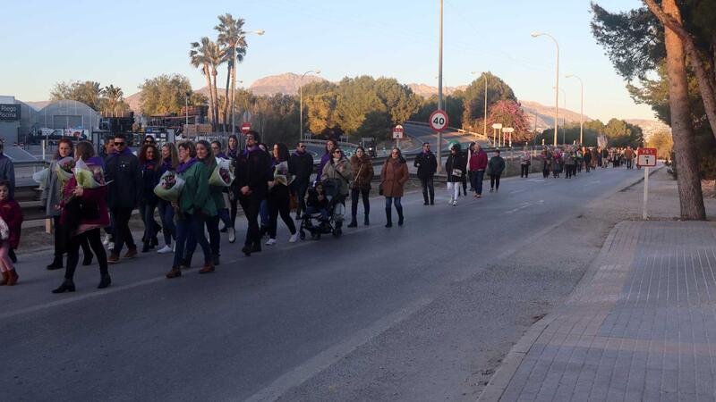 Benidorm celebra la fiesta de Sant Antoni con la romería y la ofrenda al santo en la Ermita de Sanz
