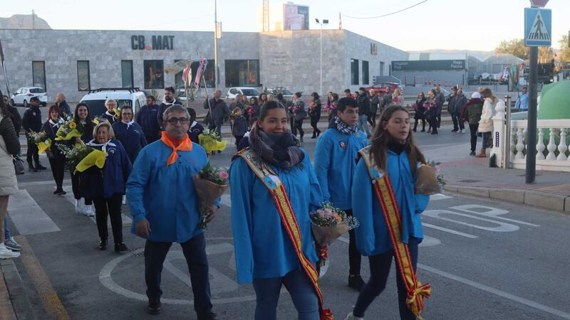 Benidorm celebra la fiesta de Sant Antoni con la romería y la ofrenda al santo en la Ermita de Sanz