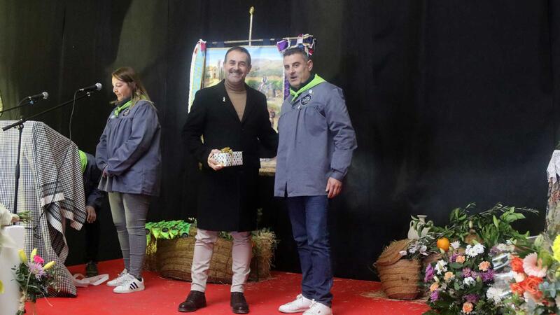 Benidorm celebra la fiesta de Sant Antoni con la romería y la ofrenda al santo en la Ermita de Sanz