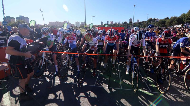 Èxit total de la Copa del Món de ciclocròs a Benidorm amb més de 15.000 assistents en el Moralet i el Parc de Foietes