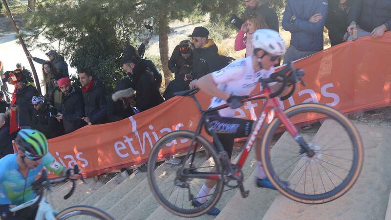 Èxit total de la Copa del Món de ciclocròs a Benidorm amb més de 15.000 assistents en el Moralet i el Parc de Foietes