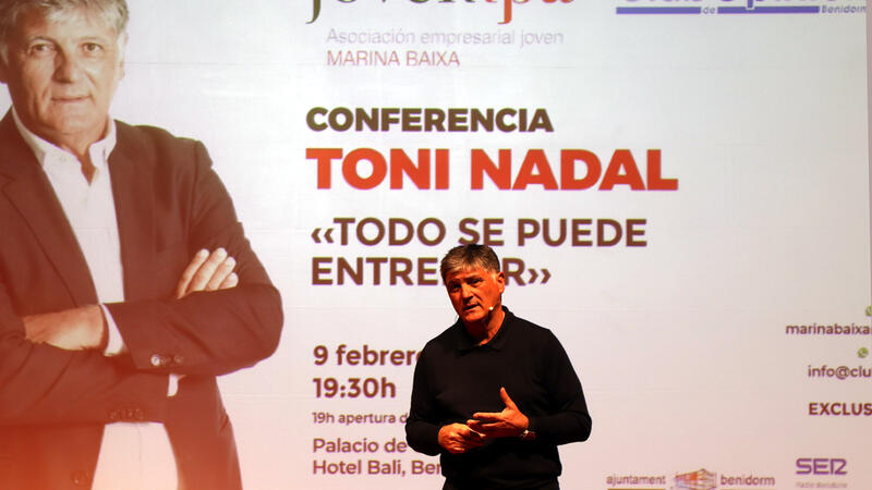 Toni Nadal aborda a Benidorm la importància de la resiliència en el desenvolupament i èxit professional
