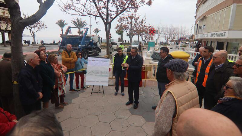 Avenida Armada Española will be open to pedestrians and traffic during Holy Week