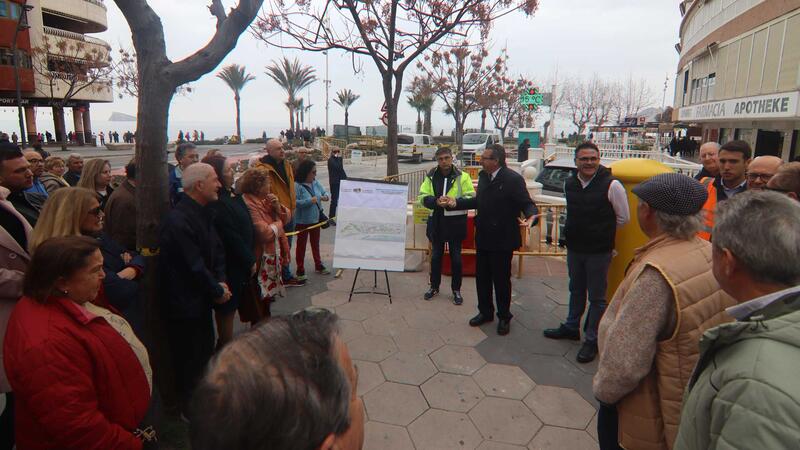 Avenida Armada Española will be open to pedestrians and traffic during Holy Week