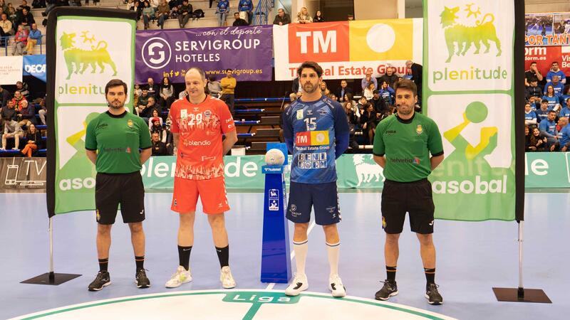 Carlos Grau se retira como capitán y jugador del TM Benidorm