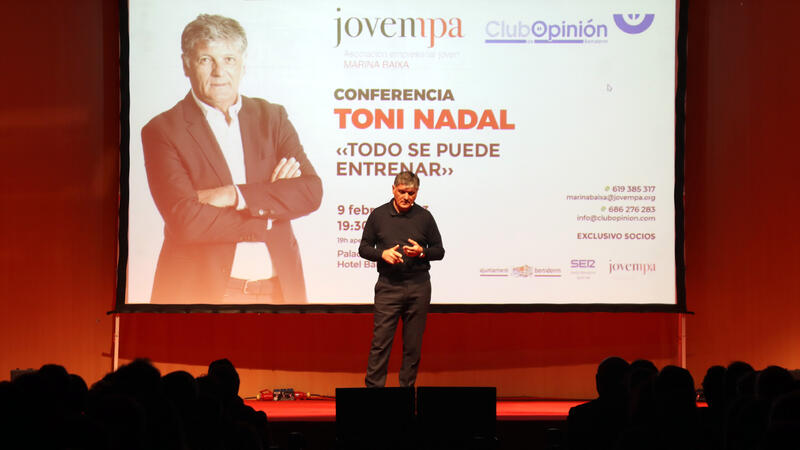 Toni Nadal aborda a Benidorm la importància de la resiliència en el desenvolupament i èxit professional