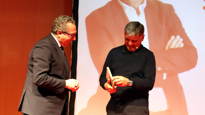 Toni Nadal aborda a Benidorm la importància de la resiliència en el desenvolupament i èxit professional
